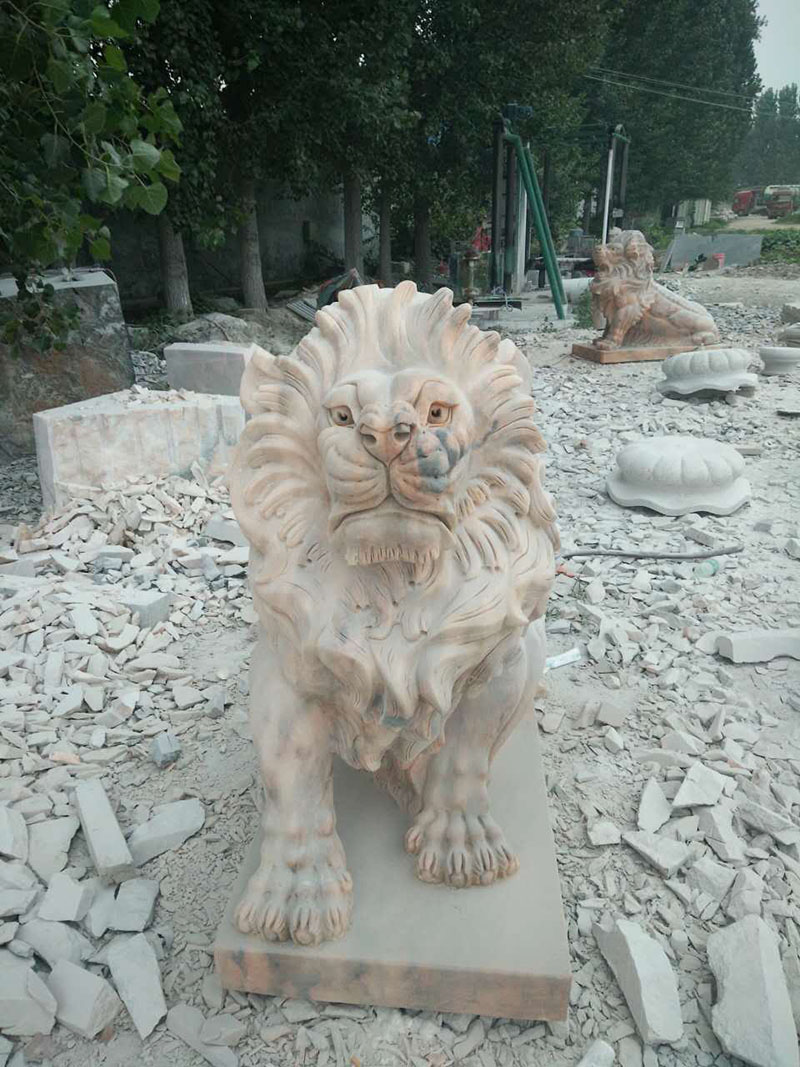 石雕狮子